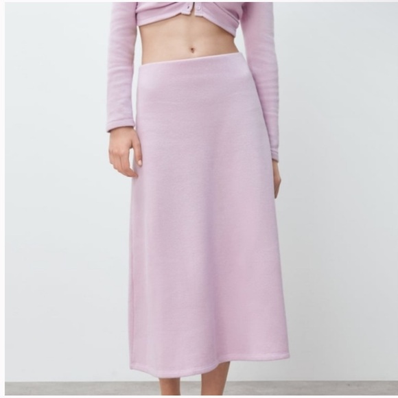 Zara Dresses & Skirts - ZARA Soft Knit A-Line Pull-On Midi Skirt Women’s Small Lavender Winter Cozy